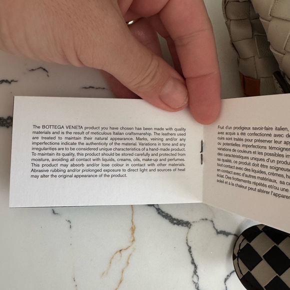 Bottega Veneta Leather Crossbody Bag - Picture 14 of 15